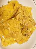Ravioli di cernia con gamberetti e panna