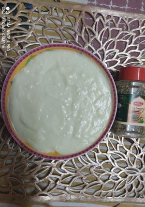 पिज़्ज़ा, पास्ता सॉस (व्हाइट)(pizza pasta white sauce recipe in hindi) रेसिपी मुख्य फोटो
