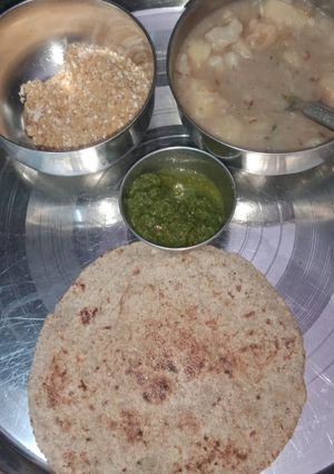 A picture of Kuttu ka parantha.