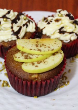 Una foto de Muffins de manzana y canela