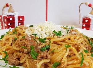 O poză a rețetei Spaghete cu sos de carne tocată.