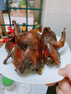Hình của món Chim quay bằng nồi chiên không dầu.