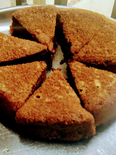 வாழைப்பழ மினி கேக்(Steamed Banana Chocholate Mini Cake recipe in tamil) செய்முறை முக்கிய புகைப்படம்