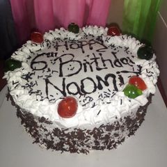 A picture of Simple black Forest cake.