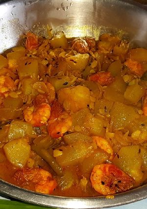চালকুমড়ো চিংড়ি (Chalkumro chingri recipe in Bengali) রেসিপির প্রধান ছবি