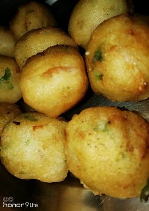 A picture of Dishname chawal vada.