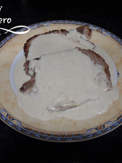 Una foto de 🐷Chuletas de aguja al roquefort🐷