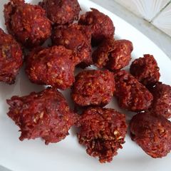 A picture of Chinese Pakoda/Schezwan Manchurian.