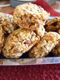 A picture of Banana Oat Cookies.