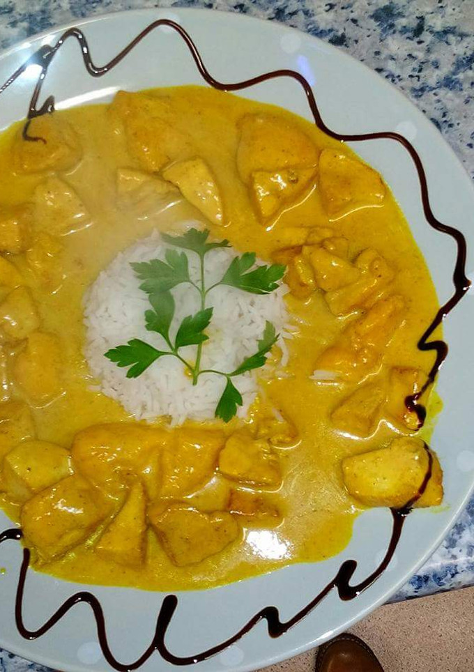 Una foto de Pollo al curry