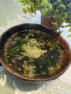 A picture of Wakame Soup.