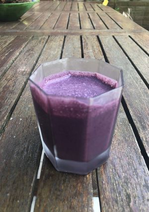 Una foto de Keto - smoothie helado de moras