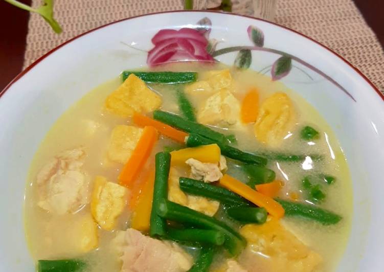 Cara Gampang Menyiapkan Sayur Lodeh Ayam Tahu yang Lezat Sekali