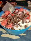 Smoothies de yogur, sandía y pepitas de chocolate