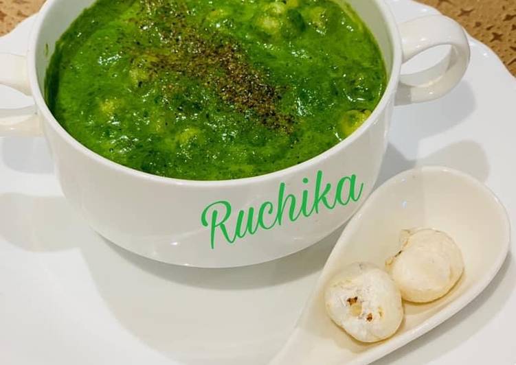 Recipe of Favorite Makahna Spinach soup