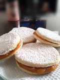 Alfajores de Maicena Rellenas con Manjar de Lúcuma 👍🇵🇪
