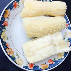 A picture of Cassava.