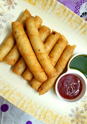 A picture of Crispy Rolls.