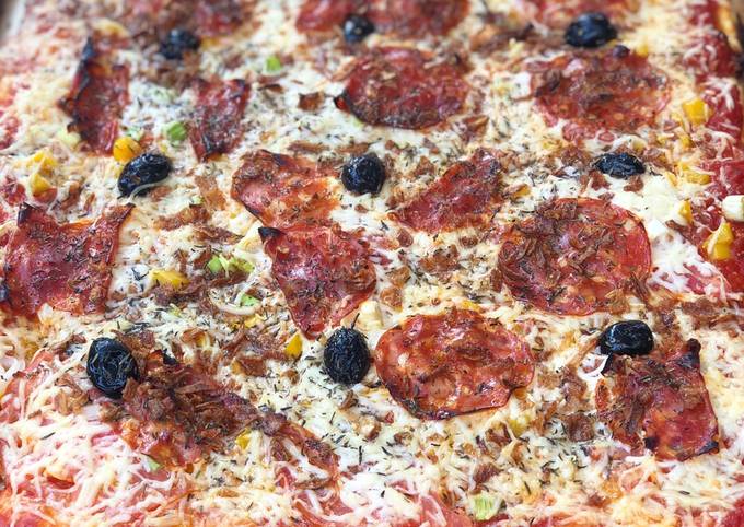 Recette Savoureux Pizza chorizo /poivrons