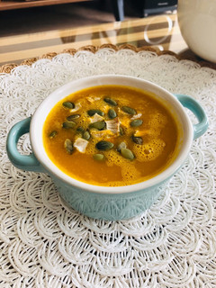 Una foto de Crema de calabaza light (zapallo camote)