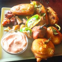A picture of Mirchi Bhajji.