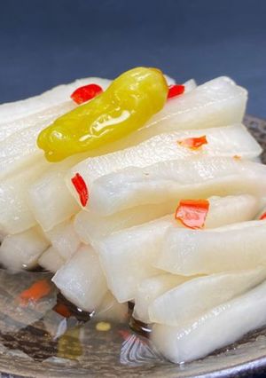Hình của món Củ cải trắng ngâm chua ăn là ghiền nha!!!.