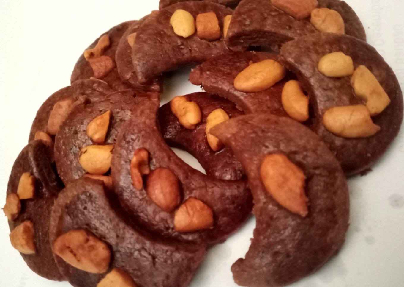 Resep Kue Kering Coklat Koin dan Mente Coklat (dari 1 adonan), Enak