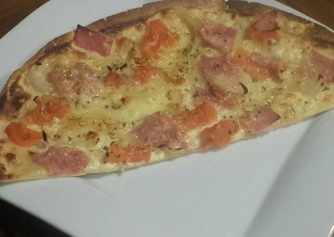 Flammekueche tomates jambon raclette