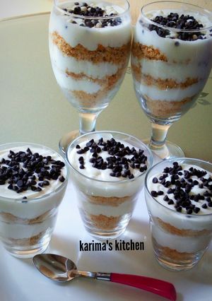 A picture of Vanilla cake parfait.