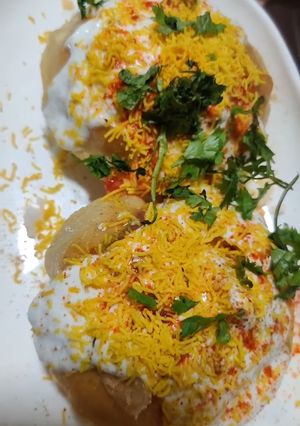A picture of Gappa gotala (kachori).