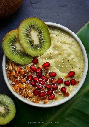 A picture of Kiwi Smoothie Bowl.