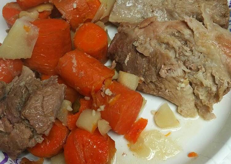Carrots and Pork Roast with Horseradish