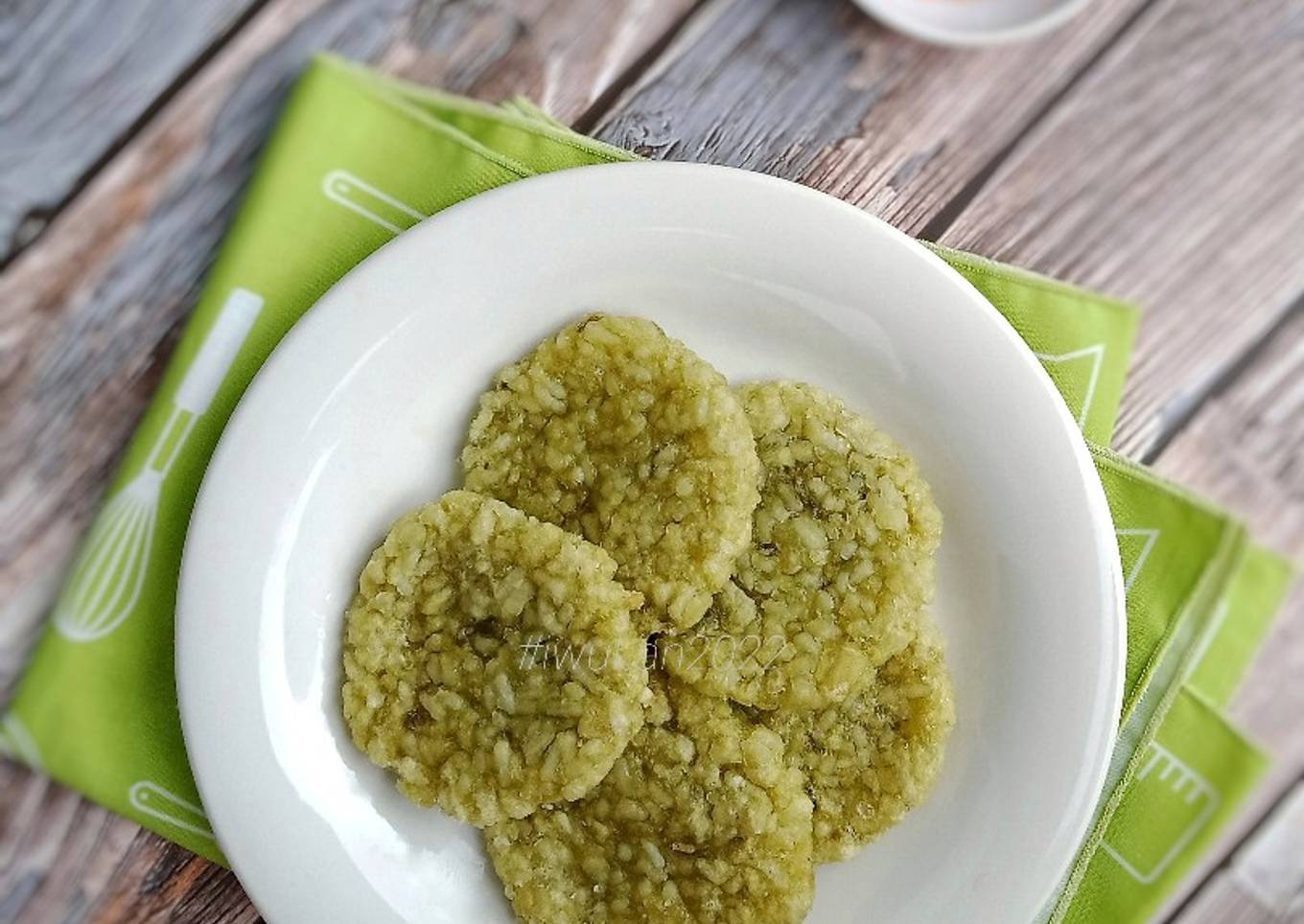 Cireng Nasi Bayam