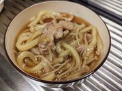 A picture of enoki soup