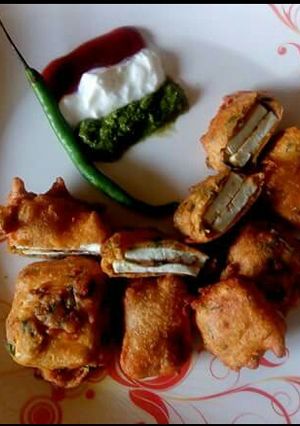 A picture of Paneer Pakore.