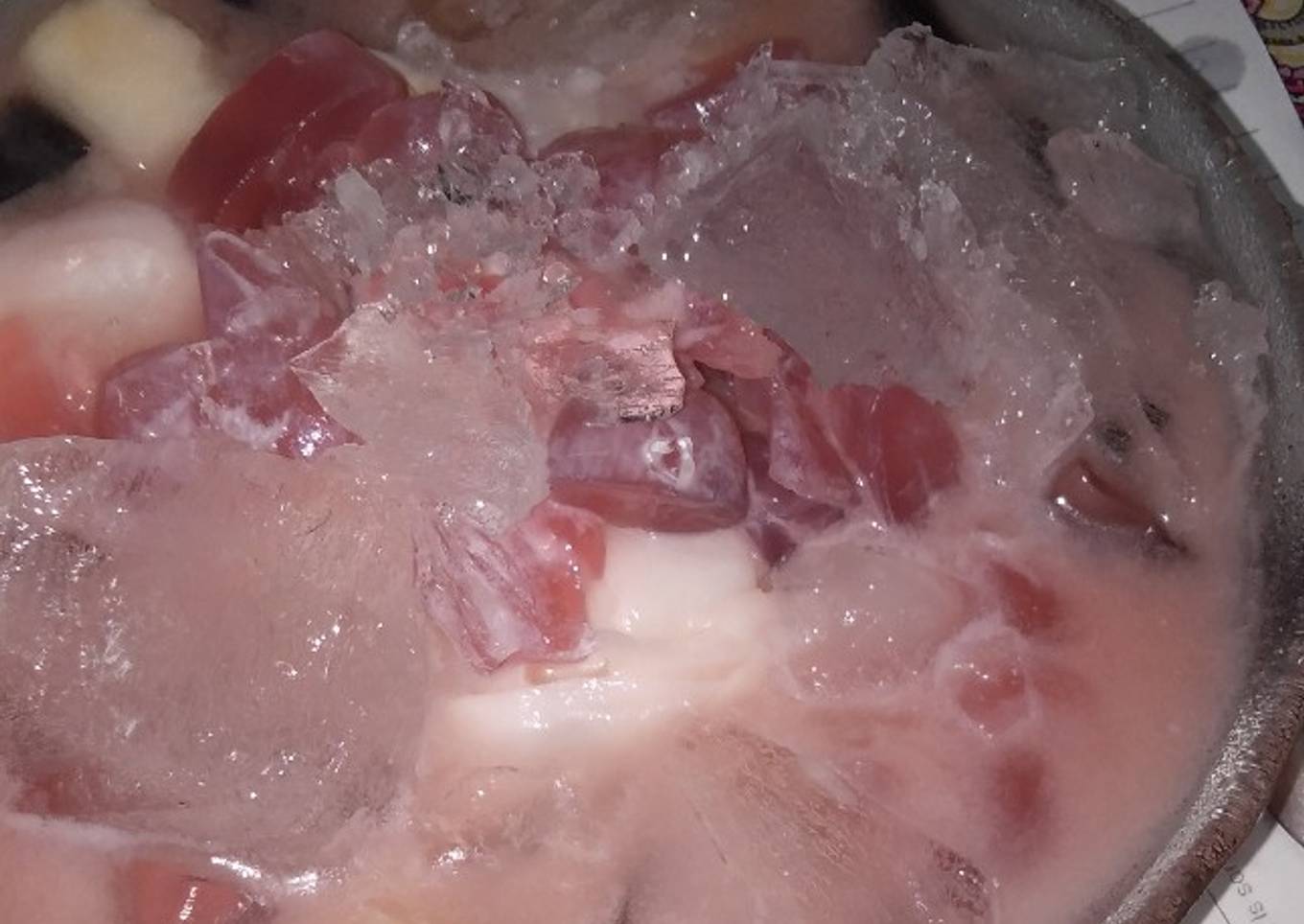 Es campur ������... menu takjil yang bikin sewegerrrr tenannn ������