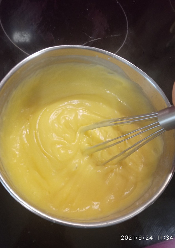 Una foto de Crema borrachilla para relleno de tartas