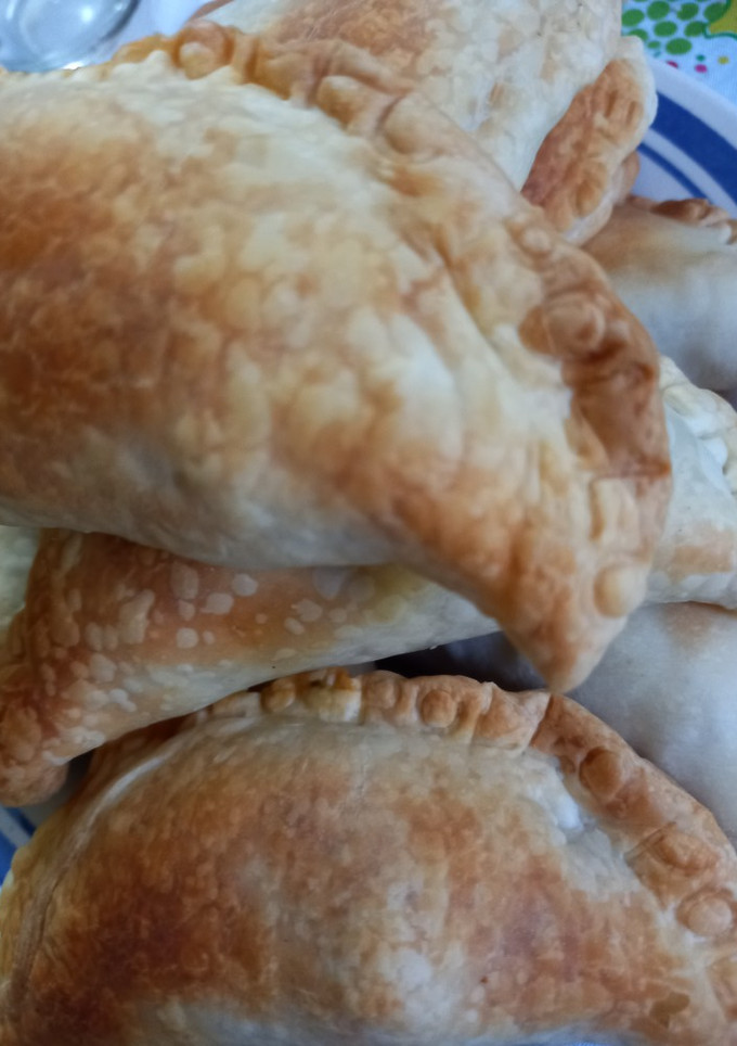 Una foto de Empanadas de Pollo al Verdeo
