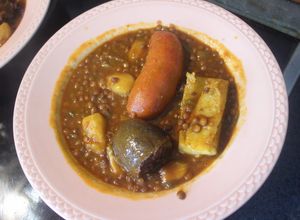 Foto principal de Guiso de lentejas con tupinambas