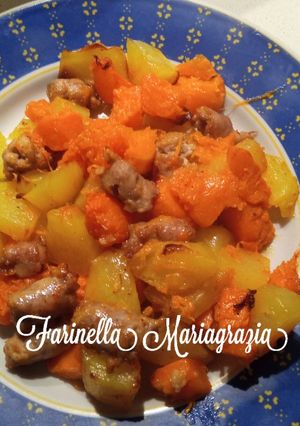 Foto di Tocchetti di zucca km zero patate e salsiccia al forno 👩🍳❤️🦁