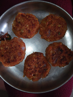 கொண்டைக்கடலை கட்லட் (Kondakadalai cutlet recipe in tamil) செய்முறை முக்கிய புகைப்படம்