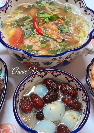 Hình của món Cơm nhà với nhiều món ăn ngon.