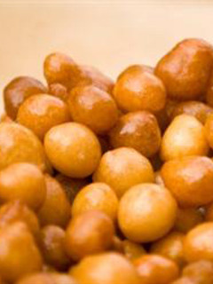 A picture of Crispy sweet dumplings - awwamat.