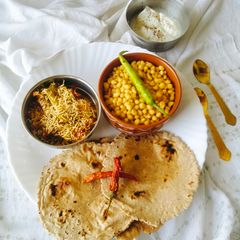 A picture of GALKA SEV Nu SHAAK/ kathiyawadi sev galka nu shaak (Sponge Gourd Sabji).