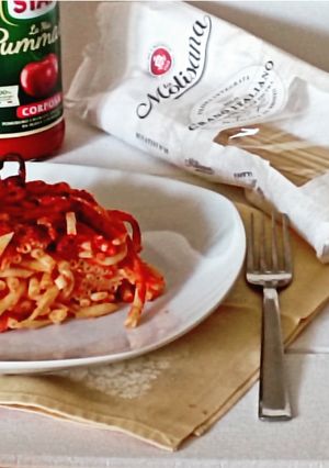 Foto di Bucatini alla pizzaiola