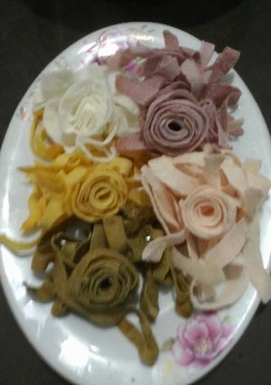 Hình của món Mứt dừa ngũ sắc.
