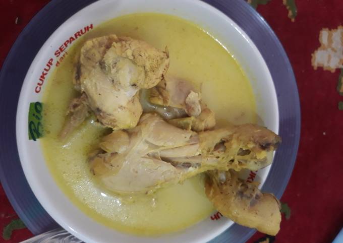 Cara Membuat Opor Ayam Bumbu Kuning yang Enak Banget