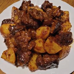 A picture of Beef Fingers with Potato.