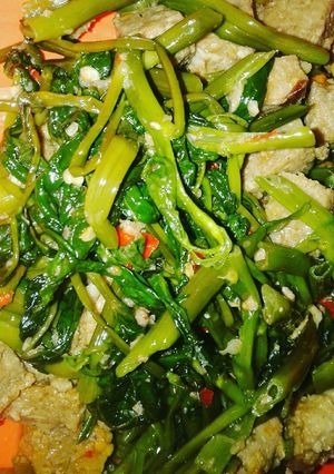 Foto resep Tumis kangkung oncom