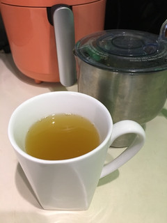 Una foto de Infusión de cúrcuma y más